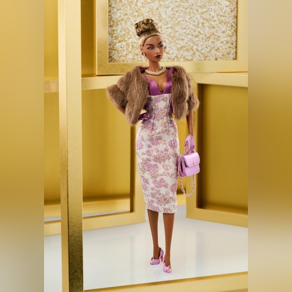 Integrity Toys Other - NRFB, Integrity Toys, Enchanting in Amethyst Lady Aurelia Grey Dressed Doll.